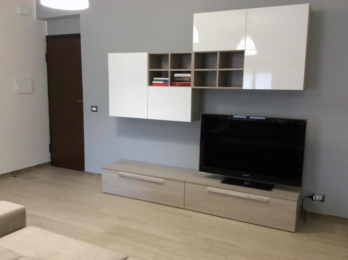 Brevi Vacanze A Brolo Dış mekan fotoğraf